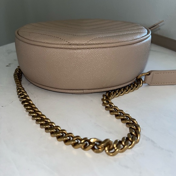 YSL Vinyle Round Camera Bag - Picture 3 of 12